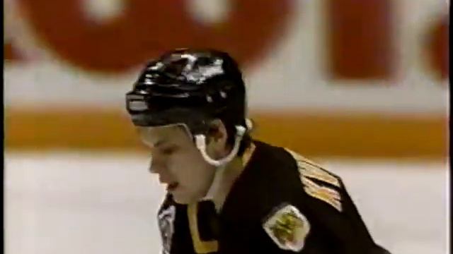 Dmitri Kvartalnov's rookie season goal vs Rangers (15 mar 1993)