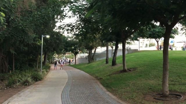 Парк Ривка. Гиватаим. Отличное место отдыха. Израиль смотреть онлайн