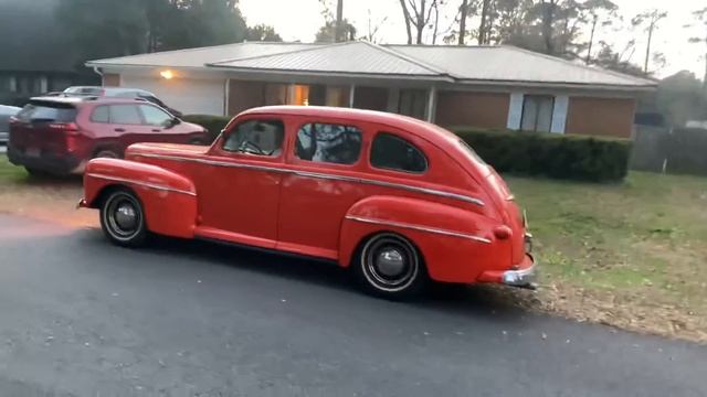 My bomb Lowrider 1947 Ford Super Deluxe. Dual Holley 98 carbs, Flathead V8, suicide doors. смотреть онлайн