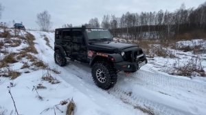 Злая Нива на редукторах оффроуд тест, Шеви нива на 33-х АТ и Jeep Wrangler на  зимнем бездорожье.