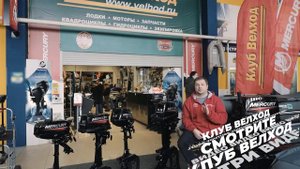 Купить надувную лодку ПВХ 420 для хорошей рыбалки с лодочным мотором 30