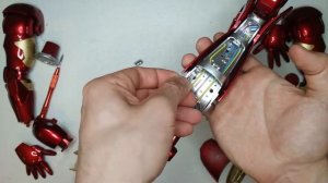 Сборка конструктора (#7) "Железный Человек" модель МАРК III от DeAgostini(выпуск №39,40,41,42,43,44