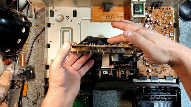 Дека Technics RS BX747 ремонт, разобрал, опять проблема в кнопках) смотреть онлайн