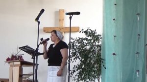 Стих Анны Вельк "Найдёт ли веру" читает Валентина Аушева