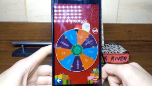 --Рулетка трюков на фингерборде!--