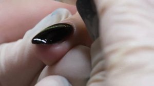 МАНИКЮР «КОШАЧИЙ ГЛАЗ»: ВСЕГДА В ТРЕНДЕ