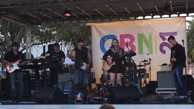 Kristen Spencer - Clematis By Night - August 4, 2016 смотреть онлайн