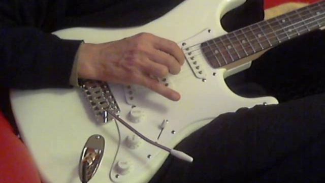 Guitare Debutant Sebastien Stratocaster Arctic White смотреть онлайн