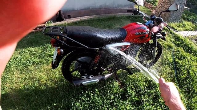 Bajaj Boxer 150 X / Покатушки по грязи / Мойка мотоцикла и уход за цепью смотреть онлайн
