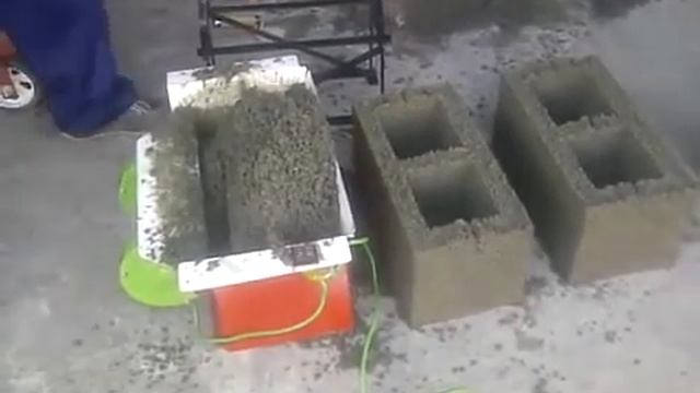 Демонстрация изготовления блока мини станком