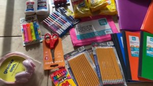 Back to school. Что нужно купить для американской школы. Покупаем канцелярию