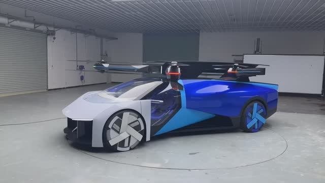 Лучше присядьте. Летающий автомобиль. Xpeng Aeroht