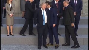 Борис Джонсон один одинокий и самый главный