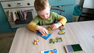 Сборка пазлов на время. Котик. Ребёнок 3 года