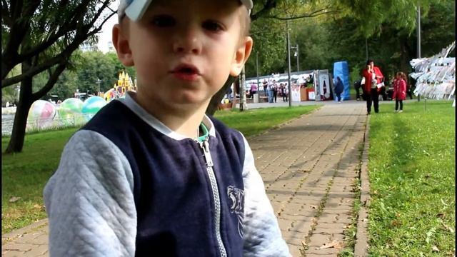 Отзывы юных художников о выставке детского творчества на День Города в Лианозовском парке смотреть онлайн