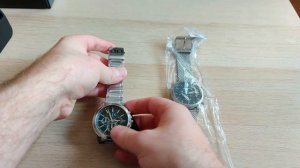 Armani unboxing and comparing fashion watch Emporio AR1808 vs Exchange Drexler