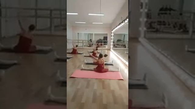 урок 1 хореографического класса. возраст 8-12 лет смотреть онлайн