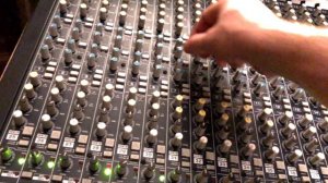 Primal Scream - Trainspotting jam w/ Bass Bot TT-303, Juno 106, MPC1000