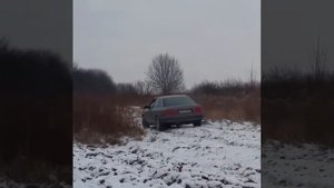 Audi 100 2.5 TDI sound | snow chains test