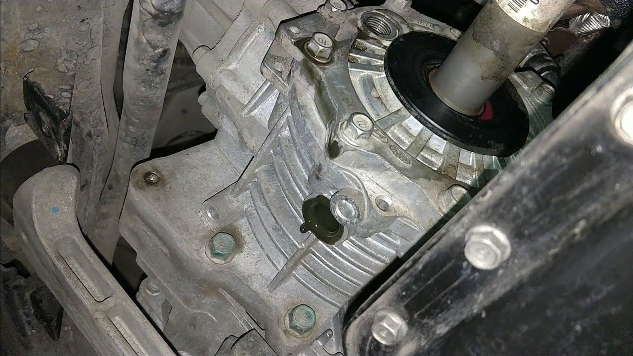 Замена масла в дифференциале, раздатке + в муфте полного привода Kia Sorrento pime смотреть онлайн