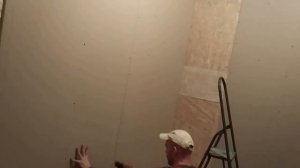Ленточный шуруповерт в работе. Лист гкл за 1 минуту.