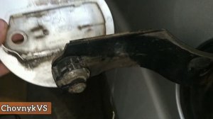 Как снять лючок Ford Fiesta Mk5 2007 года