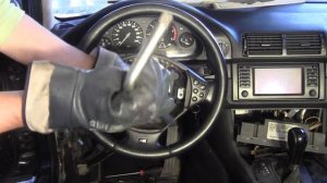 BMW 5 серии E39 Как снять руль ?