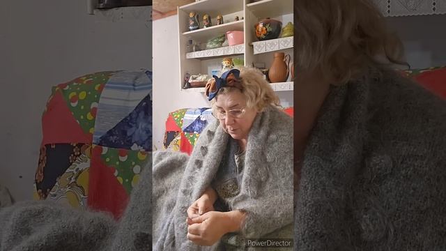 Как ДЕЛАЮТ ПУХОВЫЕ ШАЛИ? козий пух 89608709467