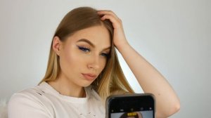 HOW I TAKE AND EDIT MAKEUP SELFIES | Ania Guellard