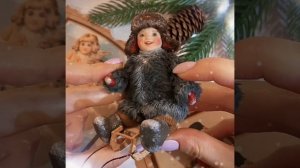 Елочная игрушка с подвижными ручками и ножками