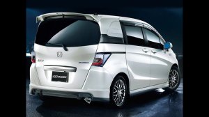 Сколько стоит Honda Фрид на аукционах Японии