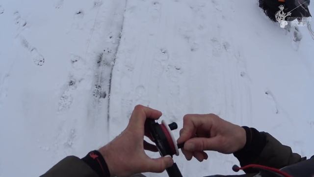 РЫБА ОЖИЛА и едва не унесла удочку с собой! Зимняя рыбалка с вибами на судака. смотреть онлайн