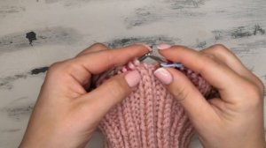 САМАЯ ПРОСТАЯ ТЕПЛАЯ ШАПКА СПИЦАМИ