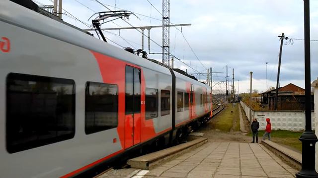 Поезд ласточка Волховстрой-Санкт-Петербург