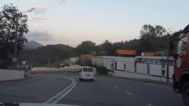 Дорога к морю на Бытхе в Сочи. Улица Пятигорская. Улица Транспортная.