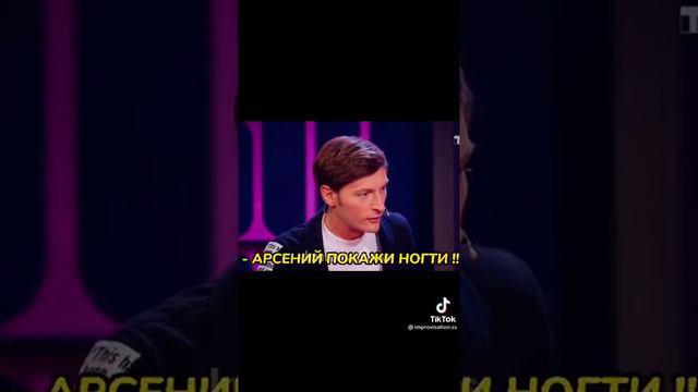 клава не навидет мальчиков которые красят ногти🤮💅