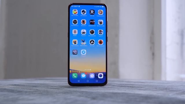 Входит и выходит. Обзор Vivo V15 Pro с выдвижной камерой, сканером в экране и Snapdragon 675 смотреть онлайн