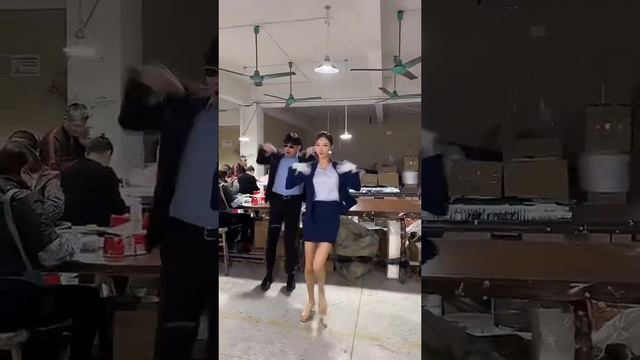 Когда узнал, что не нужно идти на работу #dance #duo #funny