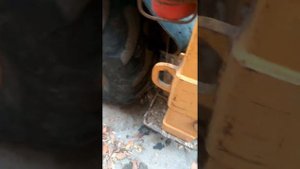 заменили втулки.пальцы. на экскаваторе John Deere 325J