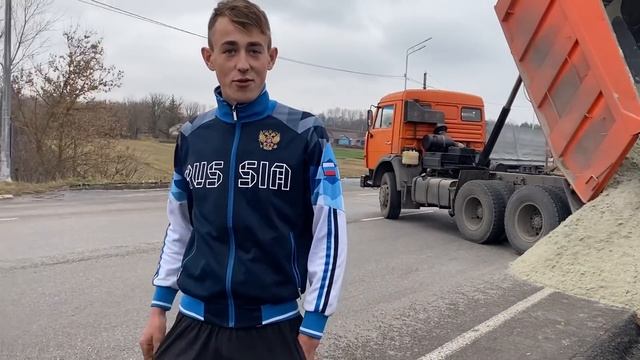 ПО ВАХТАМ 4 / УКЛАДКА ТРОТУАРНОЙ ПЛИТКИ своими руками РАБОТА В КУРСКЕ Отзыв Сколько Можно ЗАРАБОТАТ