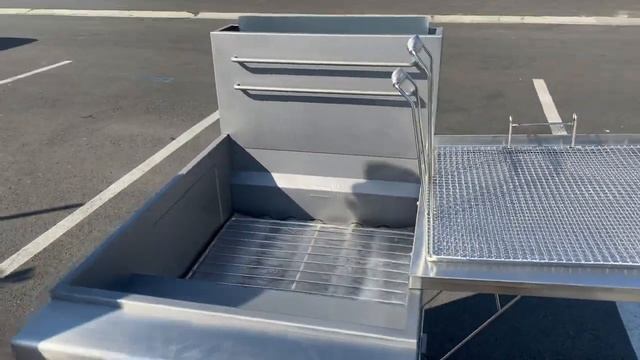 Flat Bottom Funnel Cake Donut Fryer Natural Gas Flat Bottom Donut Fryer with Standing Pilot смотреть онлайн