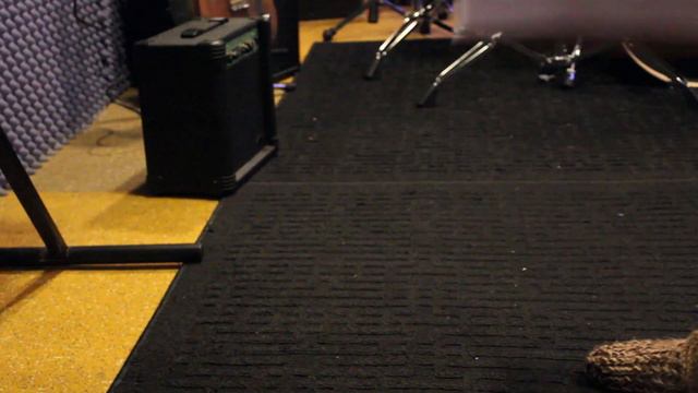 Quick Fix: Guitar Amp Fuse Replacement смотреть онлайн