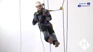 Занятие №22. Переход через узел на веревке.