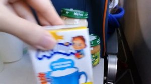 ПЕРЕЛЁТ с маленьким ребенком: как ОДЕТЬ, чем НАКОРМИТЬ и РАЗВЛЕЧЬ?