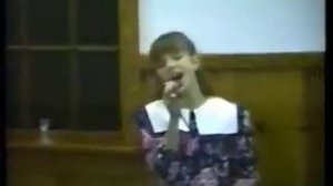 Britney Spears singin' Love Can build a Bridge in 1993