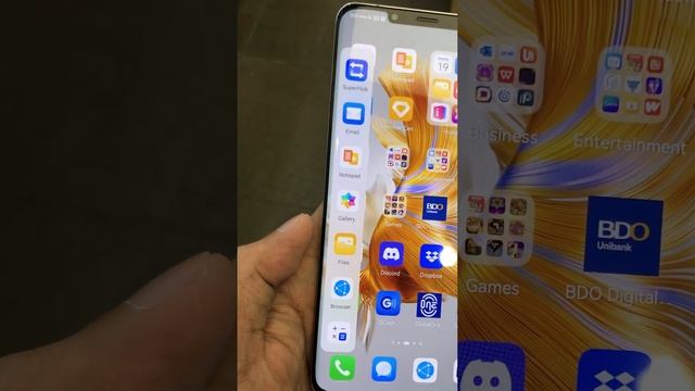 HUAWEI Mate 50 Pro - Silver at First Glance! Bezel Less Champ!