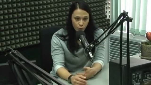 "М" под "Ж". Почему мужчины не любят сильных женщин? смотреть онлайн