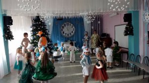 Новогодний парный танец (средняя группа)