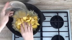 КАК ПРИГОТОВИТЬ ТУШЕНУЮ КАПУСТУ С КАРТОШКОЙ В КАЗАНЕ? Простое и вкусное второе блюдо для всей семьи