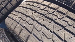 Yokohama ice Guard G075 235/65R17